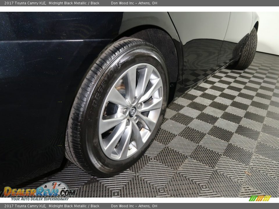 2017 Toyota Camry XLE Midnight Black Metallic / Black Photo #22