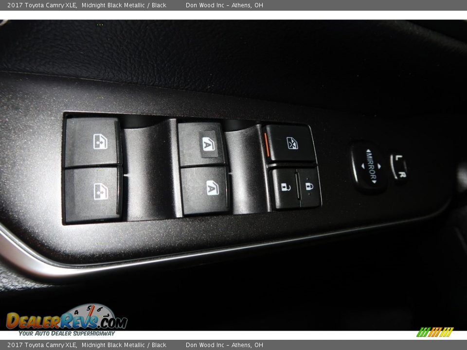 2017 Toyota Camry XLE Midnight Black Metallic / Black Photo #35