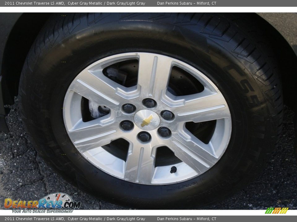 2011 Chevrolet Traverse LS AWD Cyber Gray Metallic / Dark Gray/Light Gray Photo #21