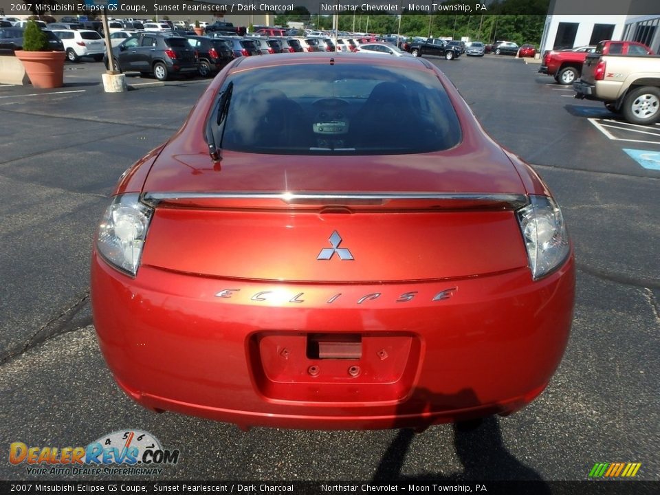 2007 Mitsubishi Eclipse GS Coupe Sunset Pearlescent / Dark Charcoal Photo #8