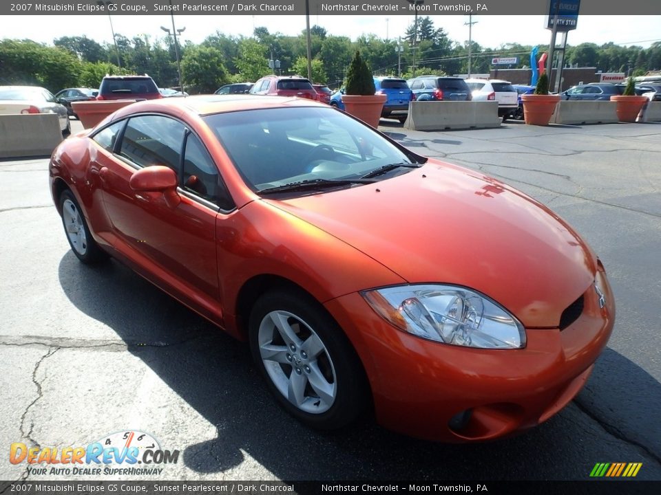 2007 Mitsubishi Eclipse GS Coupe Sunset Pearlescent / Dark Charcoal Photo #14