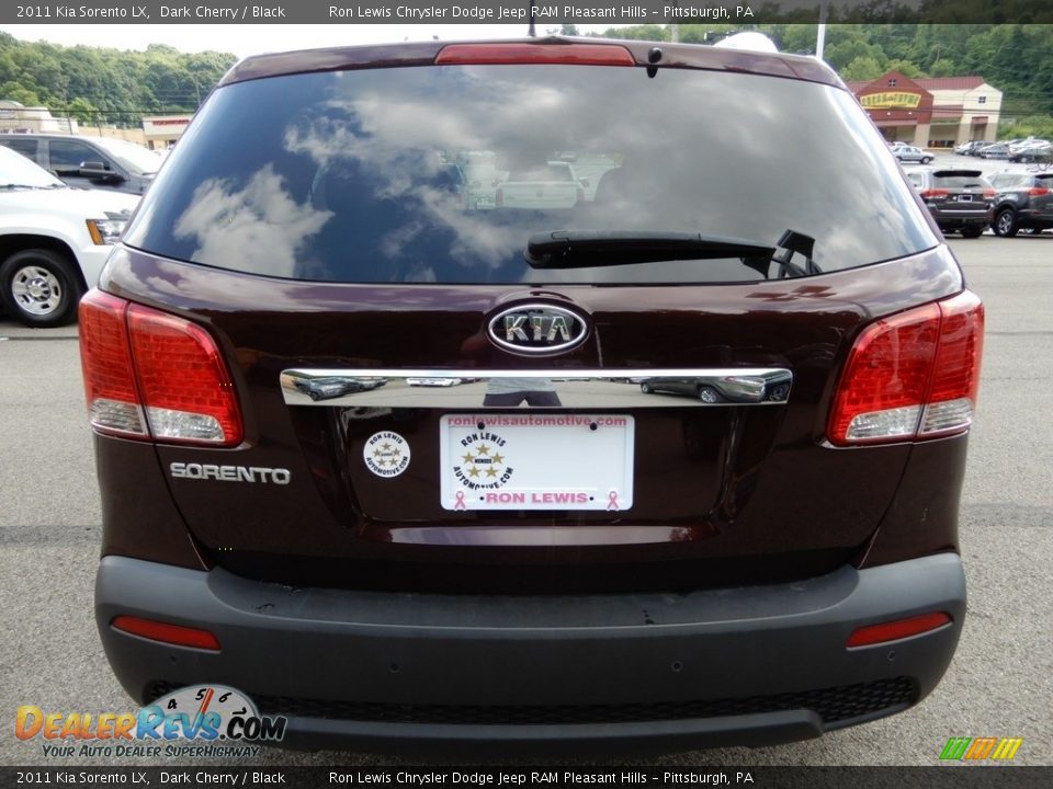 2011 Kia Sorento LX Dark Cherry / Black Photo #4