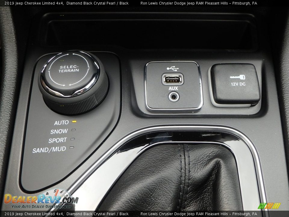 2019 Jeep Cherokee Limited 4x4 Diamond Black Crystal Pearl / Black Photo #19