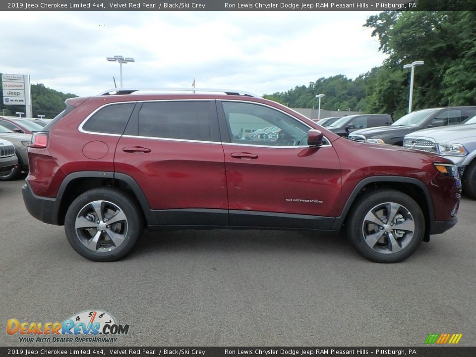 2019 Jeep Cherokee Limited 4x4 Velvet Red Pearl / Black/Ski Grey Photo #6