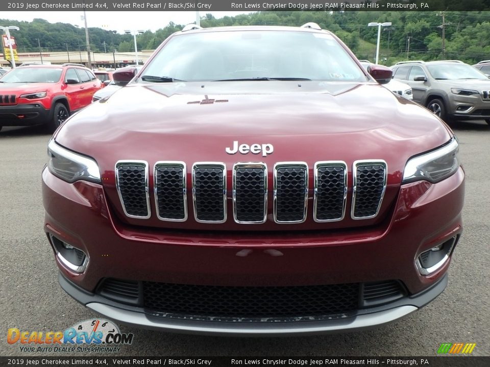 2019 Jeep Cherokee Limited 4x4 Velvet Red Pearl / Black/Ski Grey Photo #8