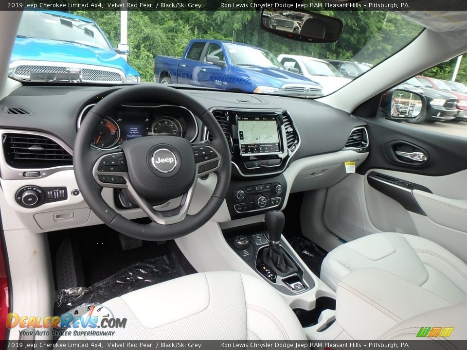 2019 Jeep Cherokee Limited 4x4 Velvet Red Pearl / Black/Ski Grey Photo #12