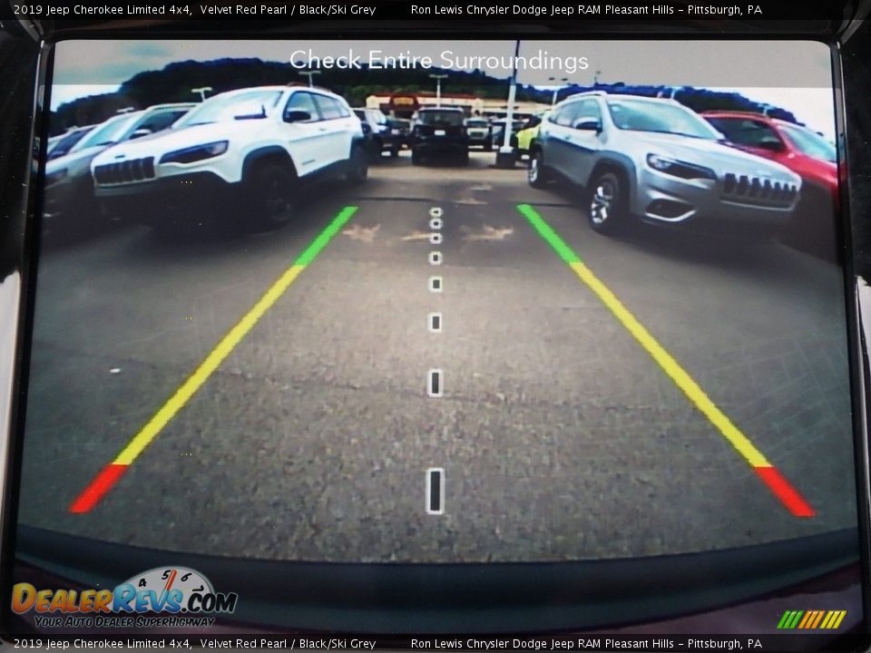 2019 Jeep Cherokee Limited 4x4 Velvet Red Pearl / Black/Ski Grey Photo #18