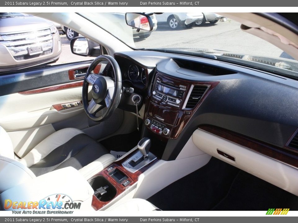 2011 Subaru Legacy 2.5i Premium Crystal Black Silica / Warm Ivory Photo #9