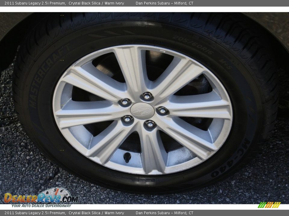 2011 Subaru Legacy 2.5i Premium Crystal Black Silica / Warm Ivory Photo #20