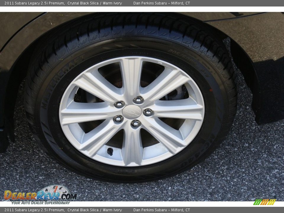 2011 Subaru Legacy 2.5i Premium Crystal Black Silica / Warm Ivory Photo #23