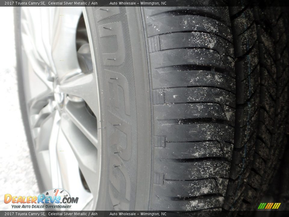 2017 Toyota Camry SE Celestial Silver Metallic / Ash Photo #8