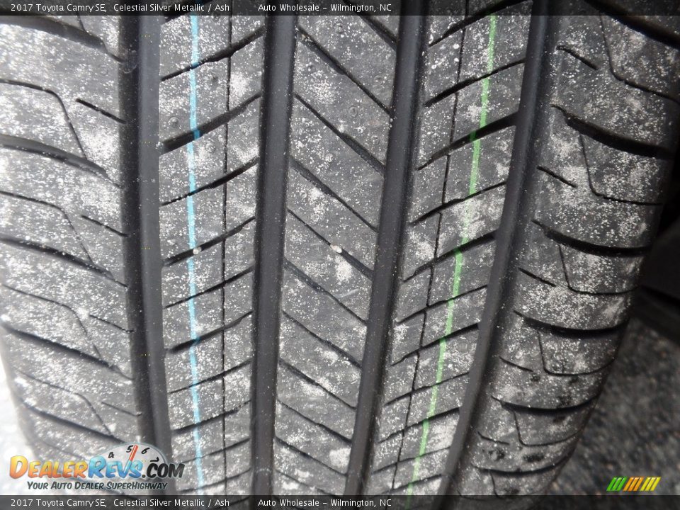 2017 Toyota Camry SE Celestial Silver Metallic / Ash Photo #10