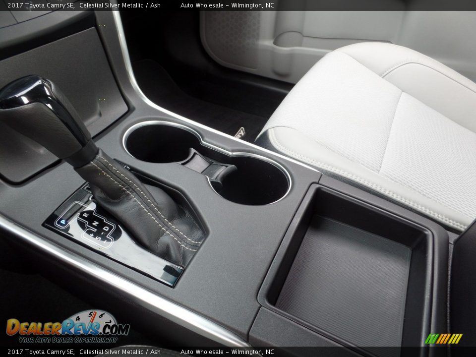 2017 Toyota Camry SE Celestial Silver Metallic / Ash Photo #19