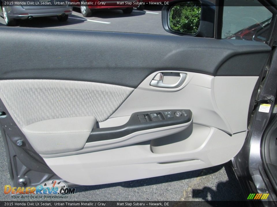 2015 Honda Civic LX Sedan Urban Titanium Metallic / Gray Photo #14