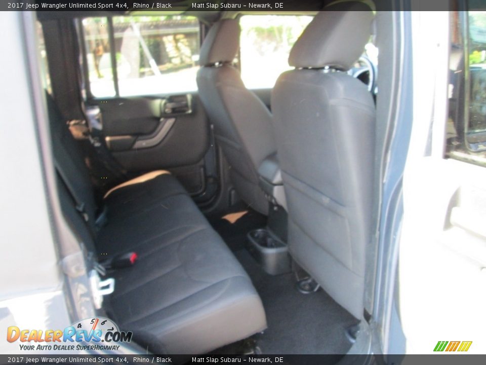 2017 Jeep Wrangler Unlimited Sport 4x4 Rhino / Black Photo #14