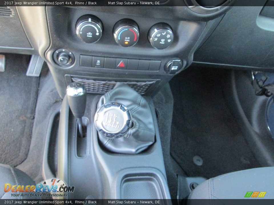 2017 Jeep Wrangler Unlimited Sport 4x4 Rhino / Black Photo #21