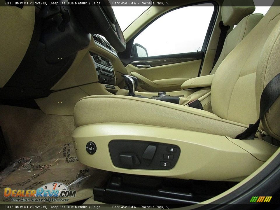 2015 BMW X1 xDrive28i Deep Sea Blue Metallic / Beige Photo #12