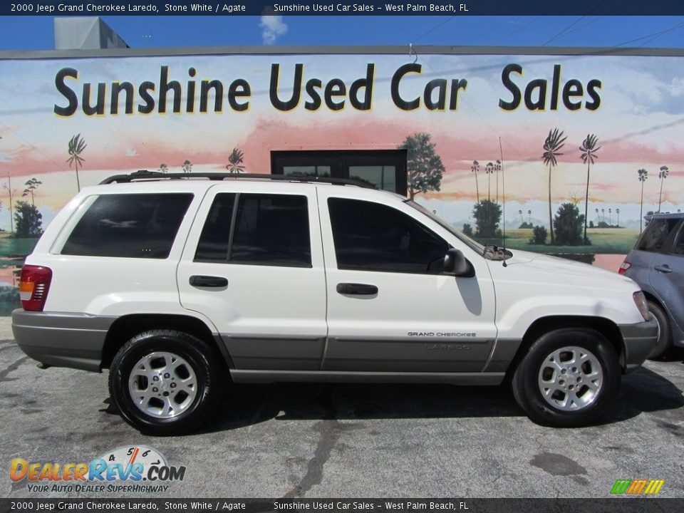 2000 Jeep Grand Cherokee Laredo Stone White / Agate Photo #2