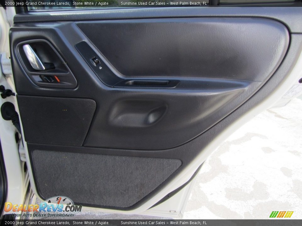 2000 Jeep Grand Cherokee Laredo Stone White / Agate Photo #14
