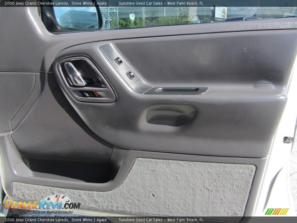2000 Jeep Grand Cherokee Laredo Stone White / Agate Photo #16