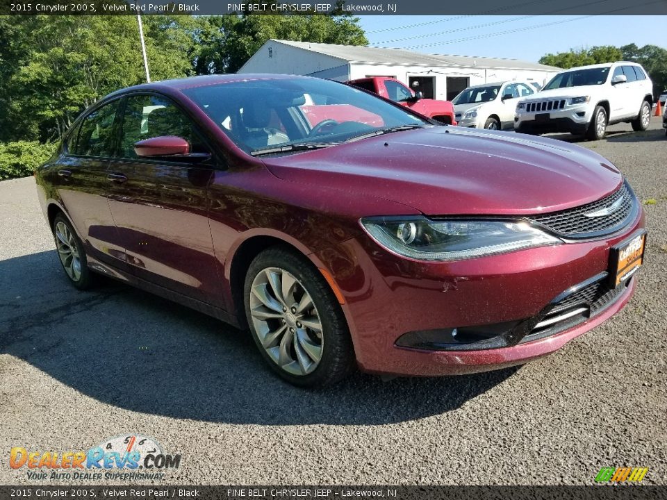 2015 Chrysler 200 S Velvet Red Pearl / Black Photo #1