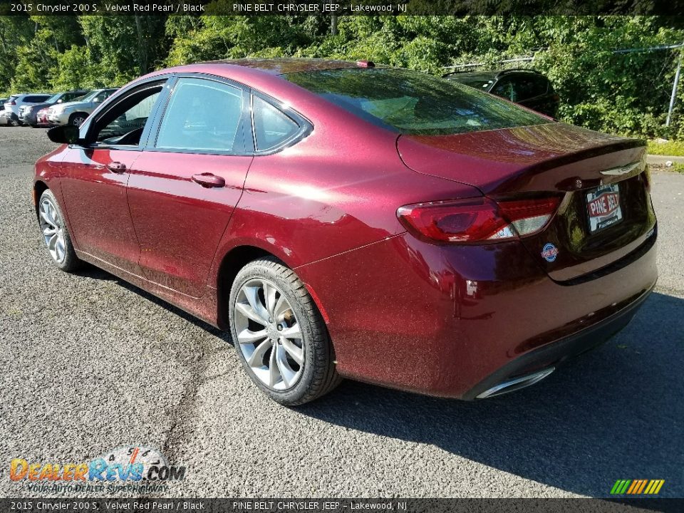 2015 Chrysler 200 S Velvet Red Pearl / Black Photo #2