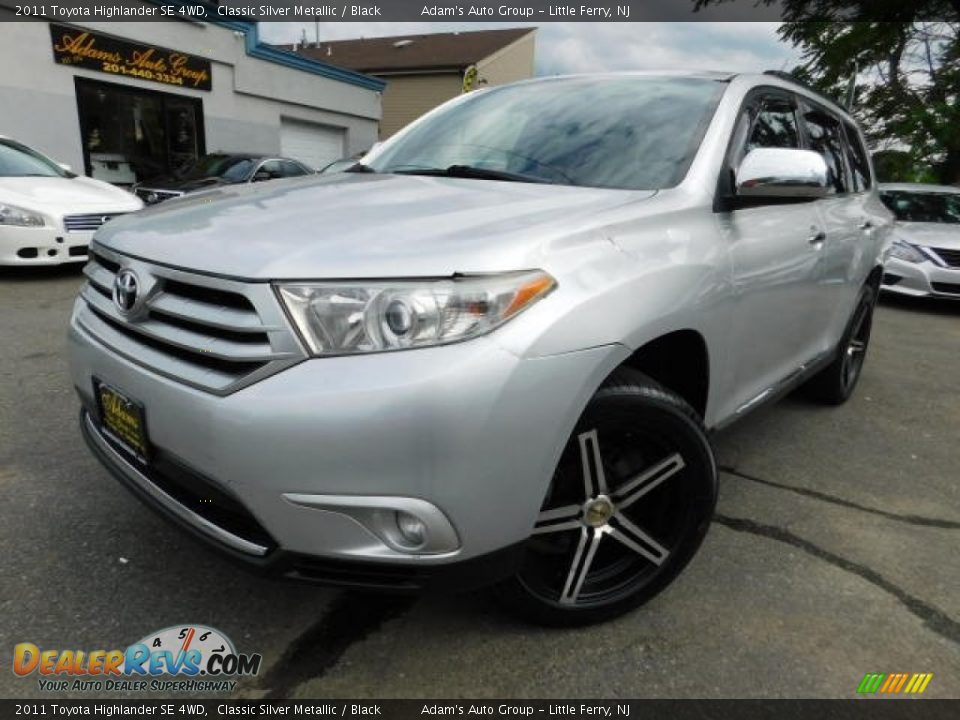 2011 Toyota Highlander SE 4WD Classic Silver Metallic / Black Photo #1