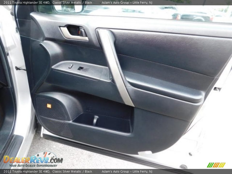 2011 Toyota Highlander SE 4WD Classic Silver Metallic / Black Photo #22