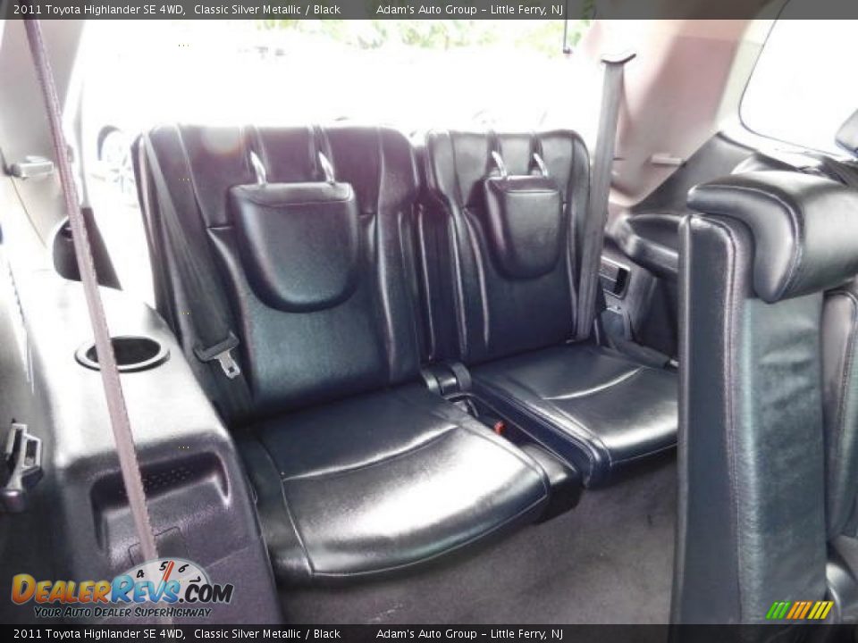 2011 Toyota Highlander SE 4WD Classic Silver Metallic / Black Photo #30