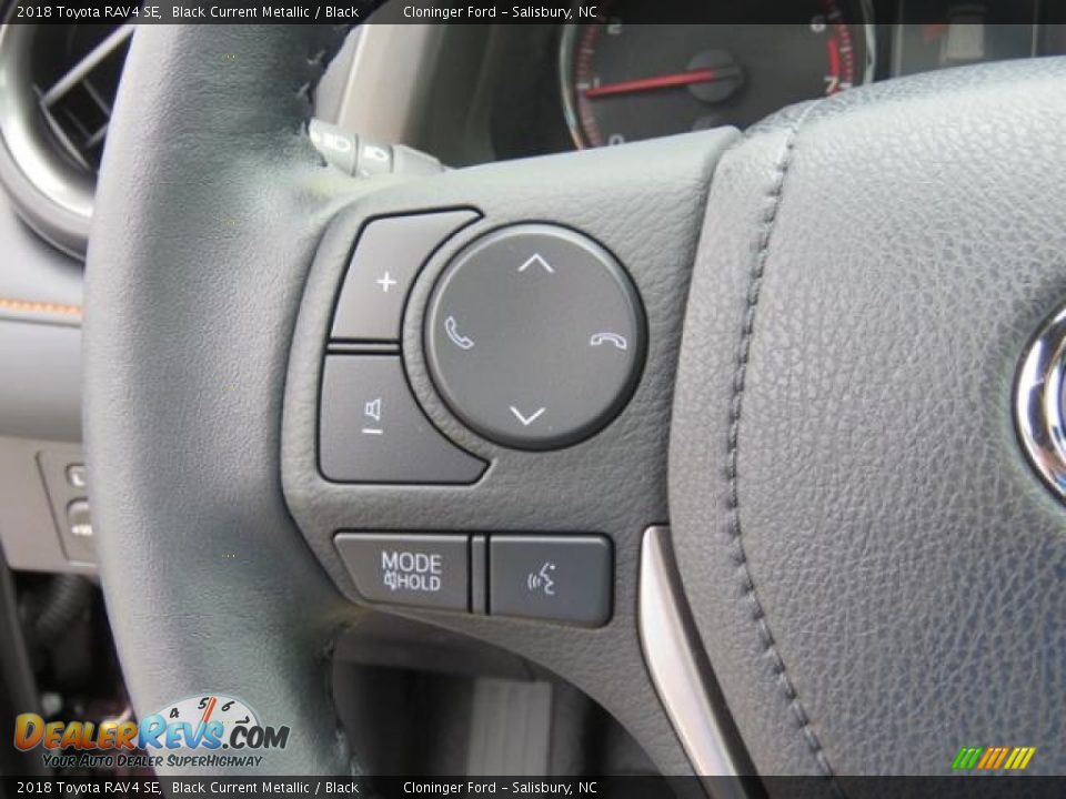 Controls of 2018 Toyota RAV4 SE Photo #14