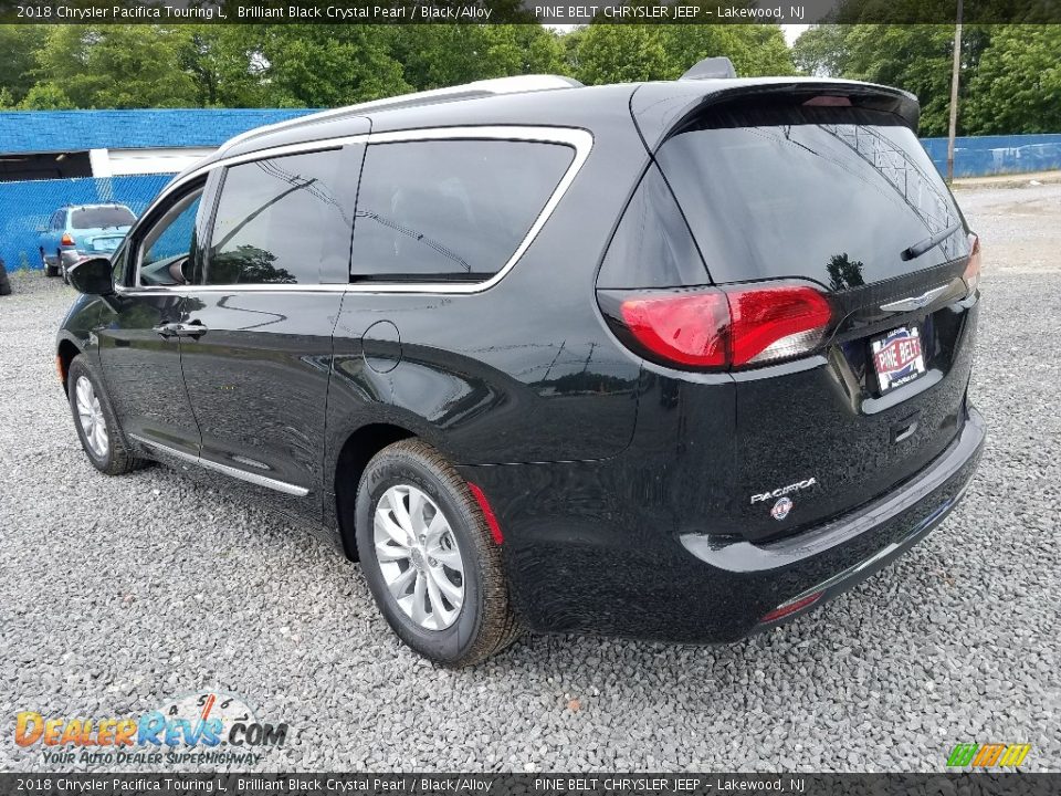 2018 Chrysler Pacifica Touring L Brilliant Black Crystal Pearl / Black/Alloy Photo #4