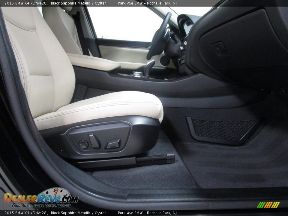 2015 BMW X4 xDrive28i Black Sapphire Metallic / Oyster Photo #18