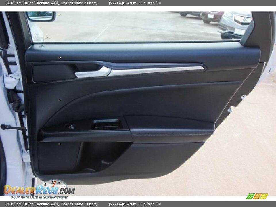 Door Panel of 2018 Ford Fusion Titanium AWD Photo #23