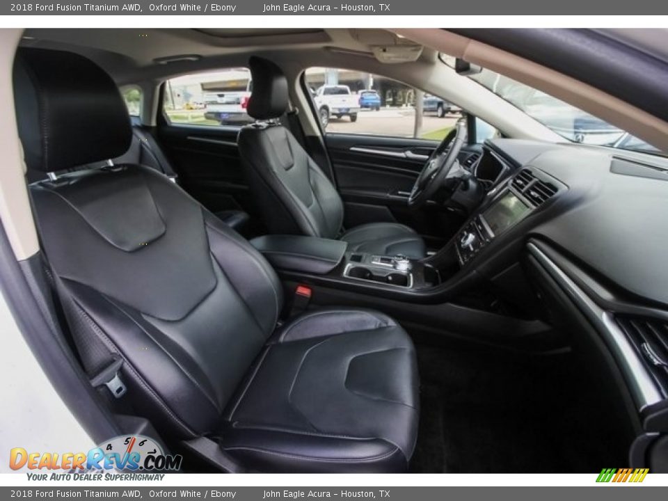 Front Seat of 2018 Ford Fusion Titanium AWD Photo #26