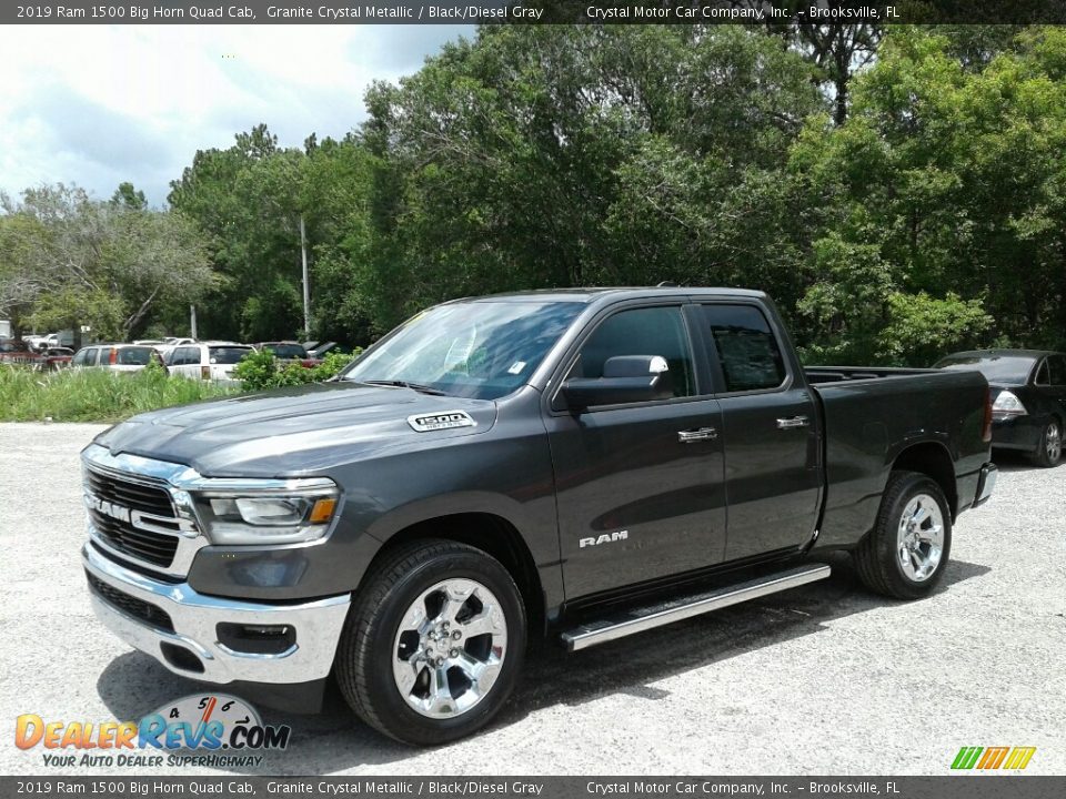 Front 3/4 View of 2019 Ram 1500 Big Horn Quad Cab Photo #1