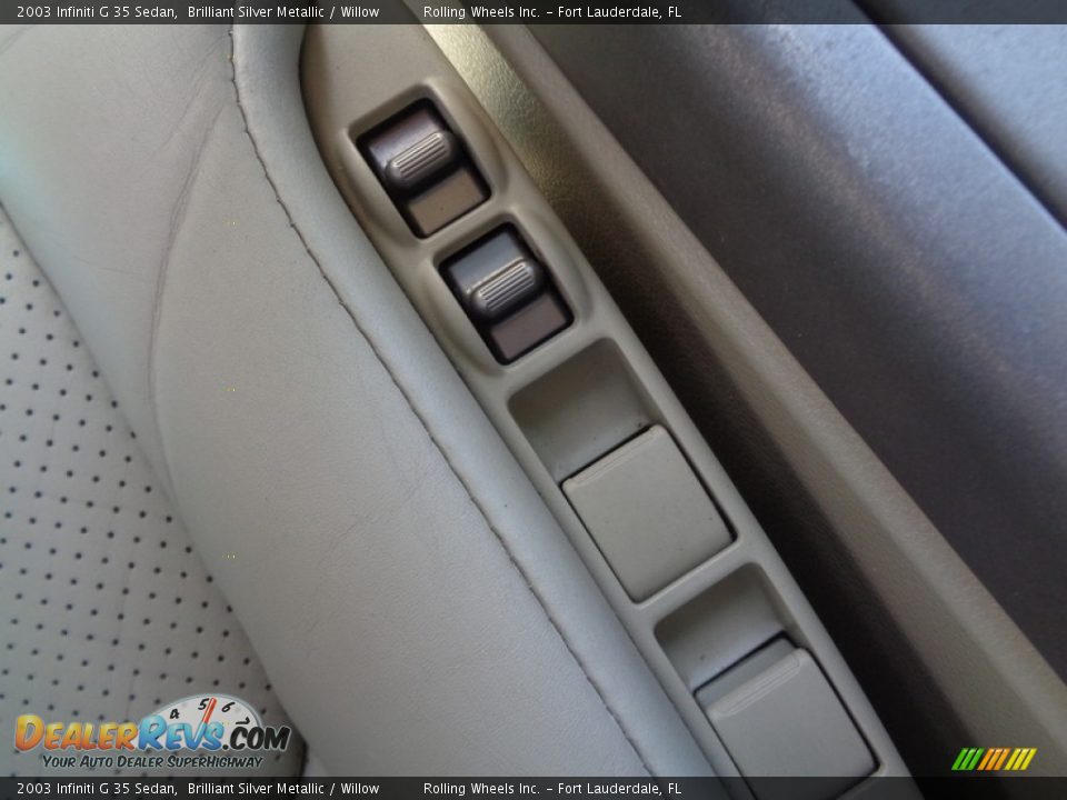 2003 Infiniti G 35 Sedan Brilliant Silver Metallic / Willow Photo #20