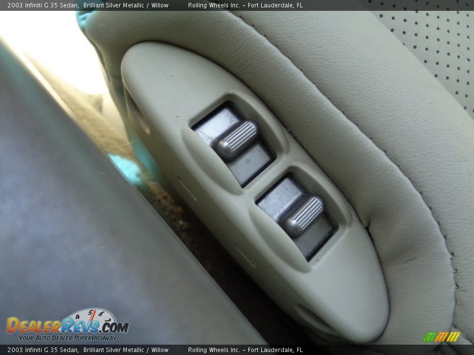2003 Infiniti G 35 Sedan Brilliant Silver Metallic / Willow Photo #21
