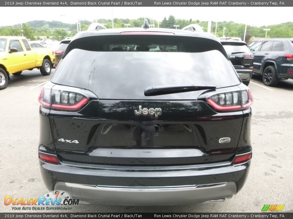 2019 Jeep Cherokee Overland 4x4 Diamond Black Crystal Pearl / Black/Tan Photo #4