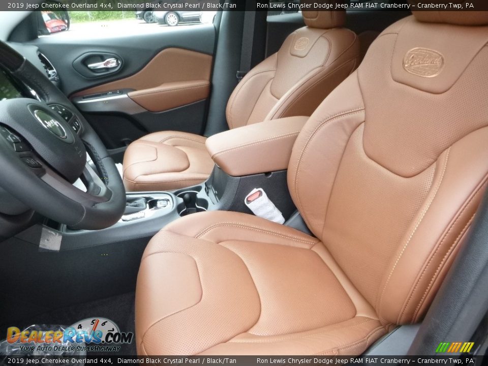 2019 Jeep Cherokee Overland 4x4 Diamond Black Crystal Pearl / Black/Tan Photo #16