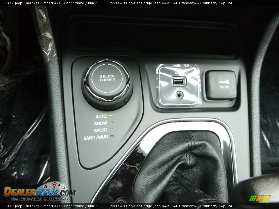 2019 Jeep Cherokee Limited 4x4 Bright White / Black Photo #19