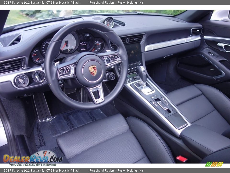 Front Seat of 2017 Porsche 911 Targa 4S Photo #10