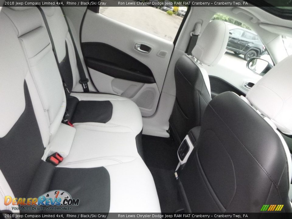 2018 Jeep Compass Limited 4x4 Rhino / Black/Ski Gray Photo #13
