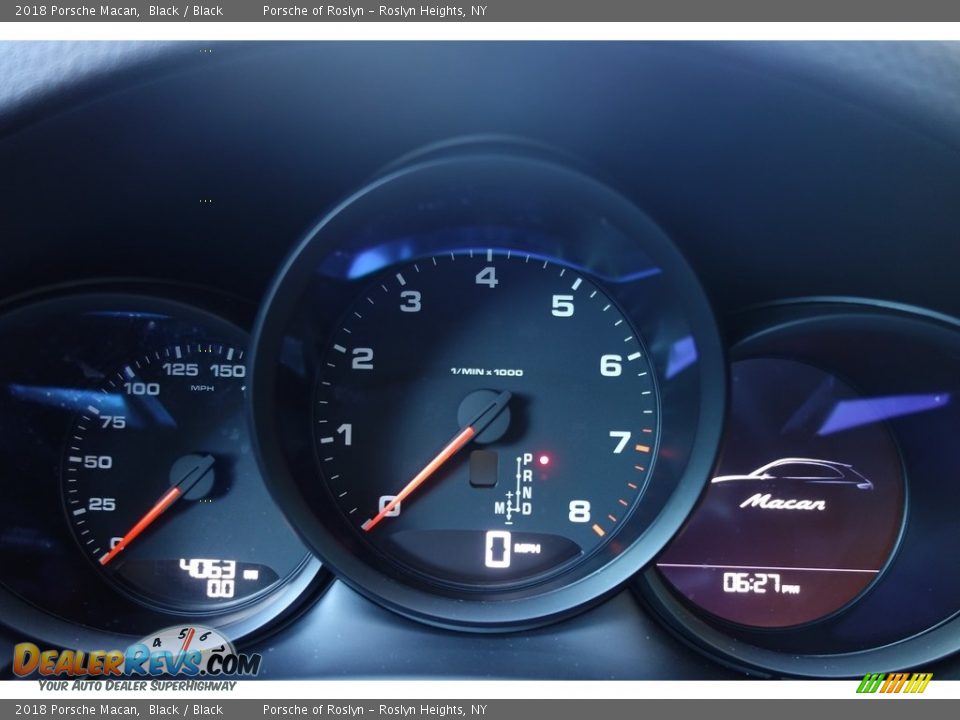 2018 Porsche Macan Black / Black Photo #20