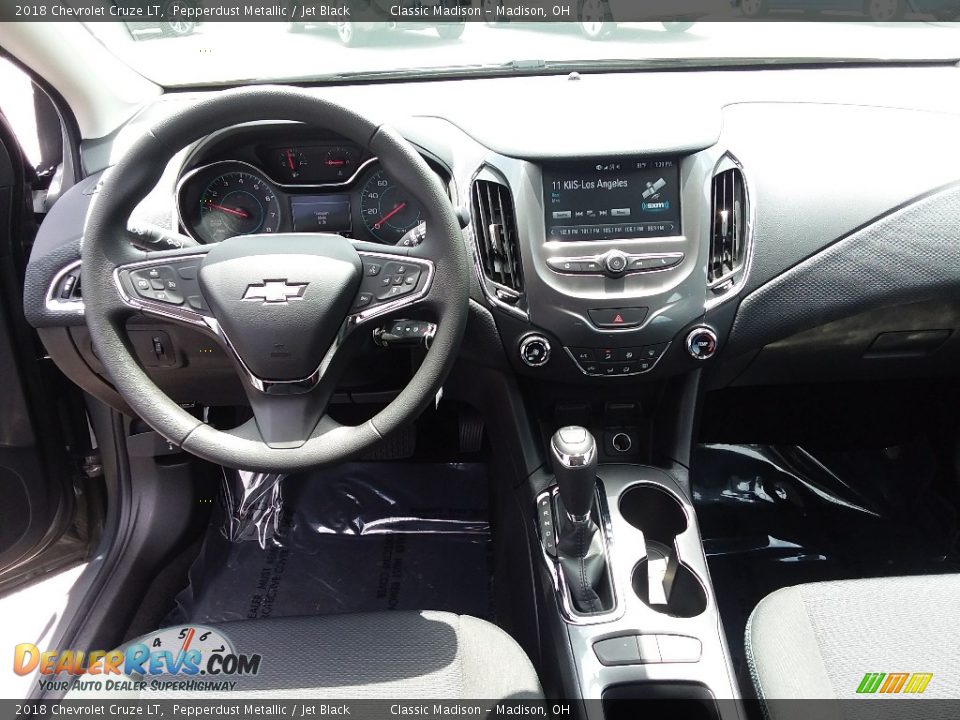 2018 Chevrolet Cruze LT Pepperdust Metallic / Jet Black Photo #6