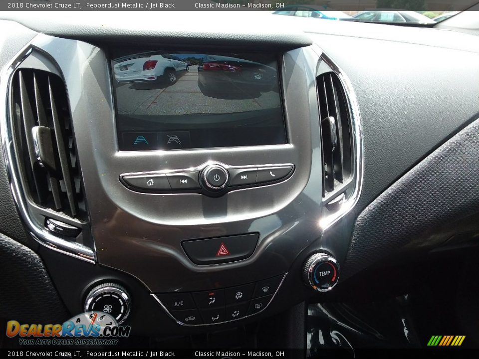 2018 Chevrolet Cruze LT Pepperdust Metallic / Jet Black Photo #9