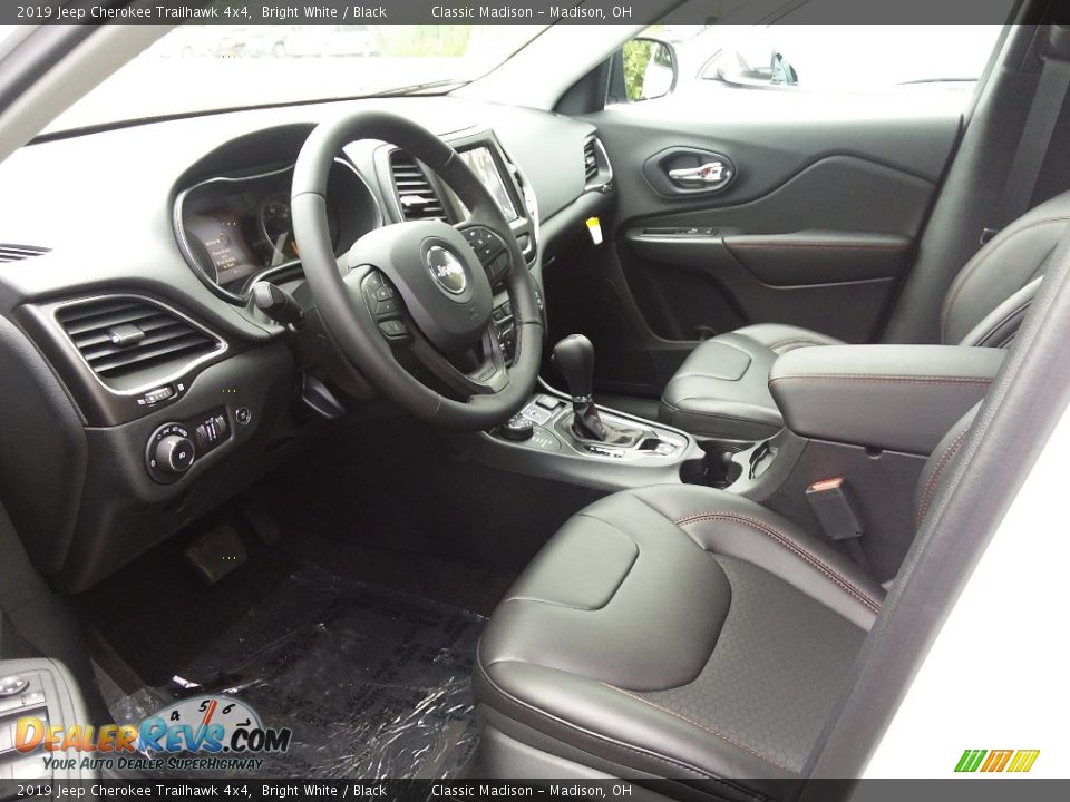 2019 Jeep Cherokee Trailhawk 4x4 Bright White / Black Photo #4