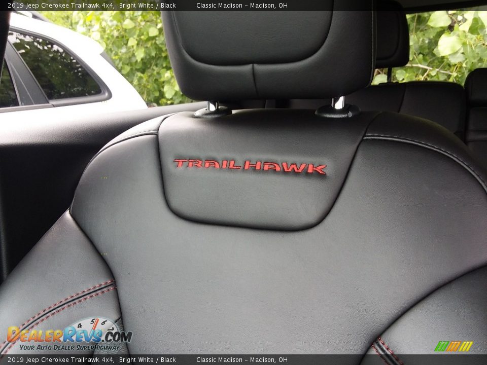 2019 Jeep Cherokee Trailhawk 4x4 Bright White / Black Photo #13