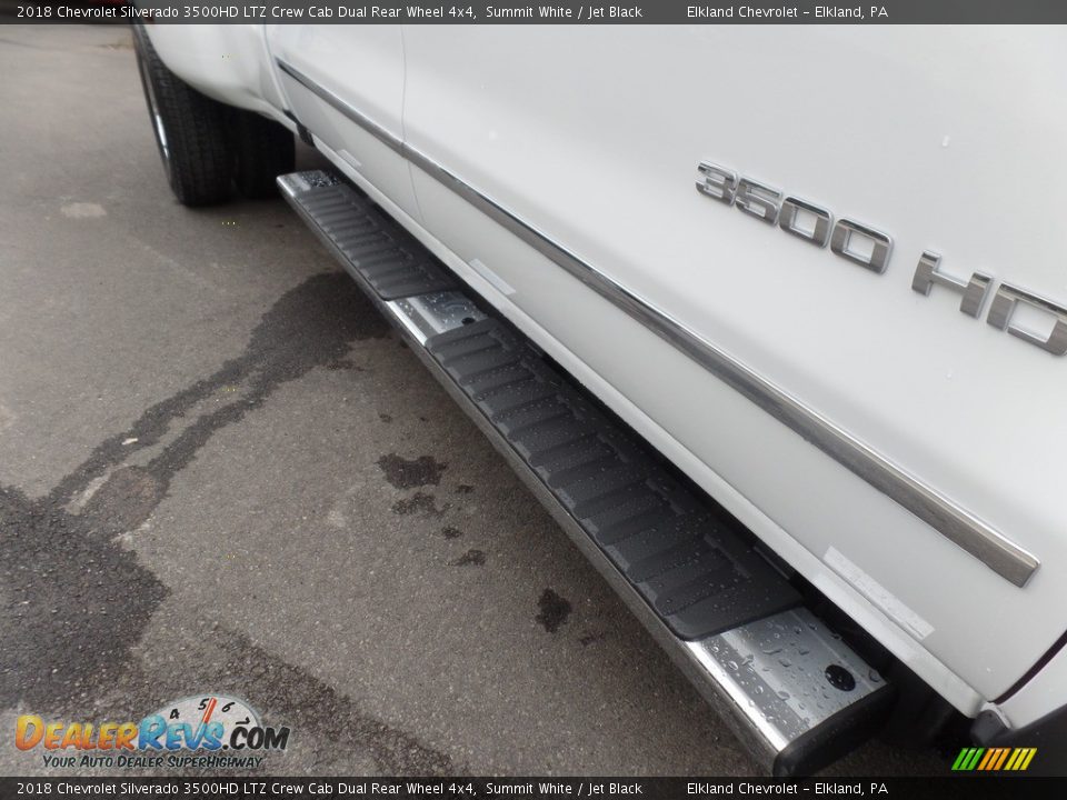 2018 Chevrolet Silverado 3500HD LTZ Crew Cab Dual Rear Wheel 4x4 Summit White / Jet Black Photo #11