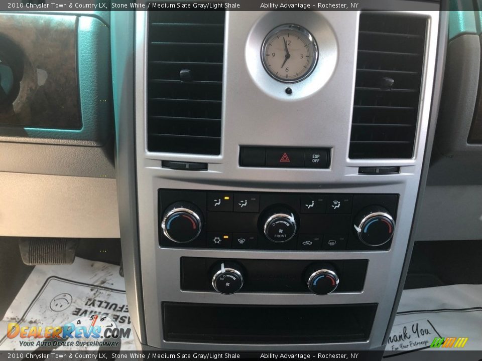 2010 Chrysler Town & Country LX Stone White / Medium Slate Gray/Light Shale Photo #12