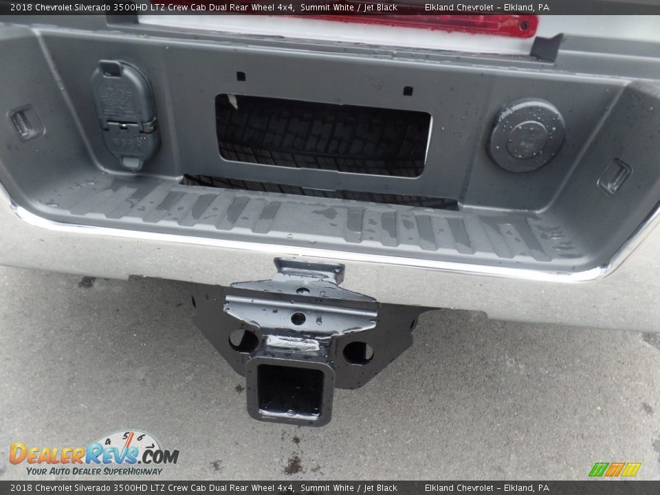 2018 Chevrolet Silverado 3500HD LTZ Crew Cab Dual Rear Wheel 4x4 Summit White / Jet Black Photo #15